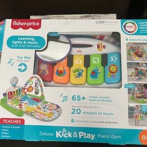 Fisher Price Deluxe kick & Play Piano Gym